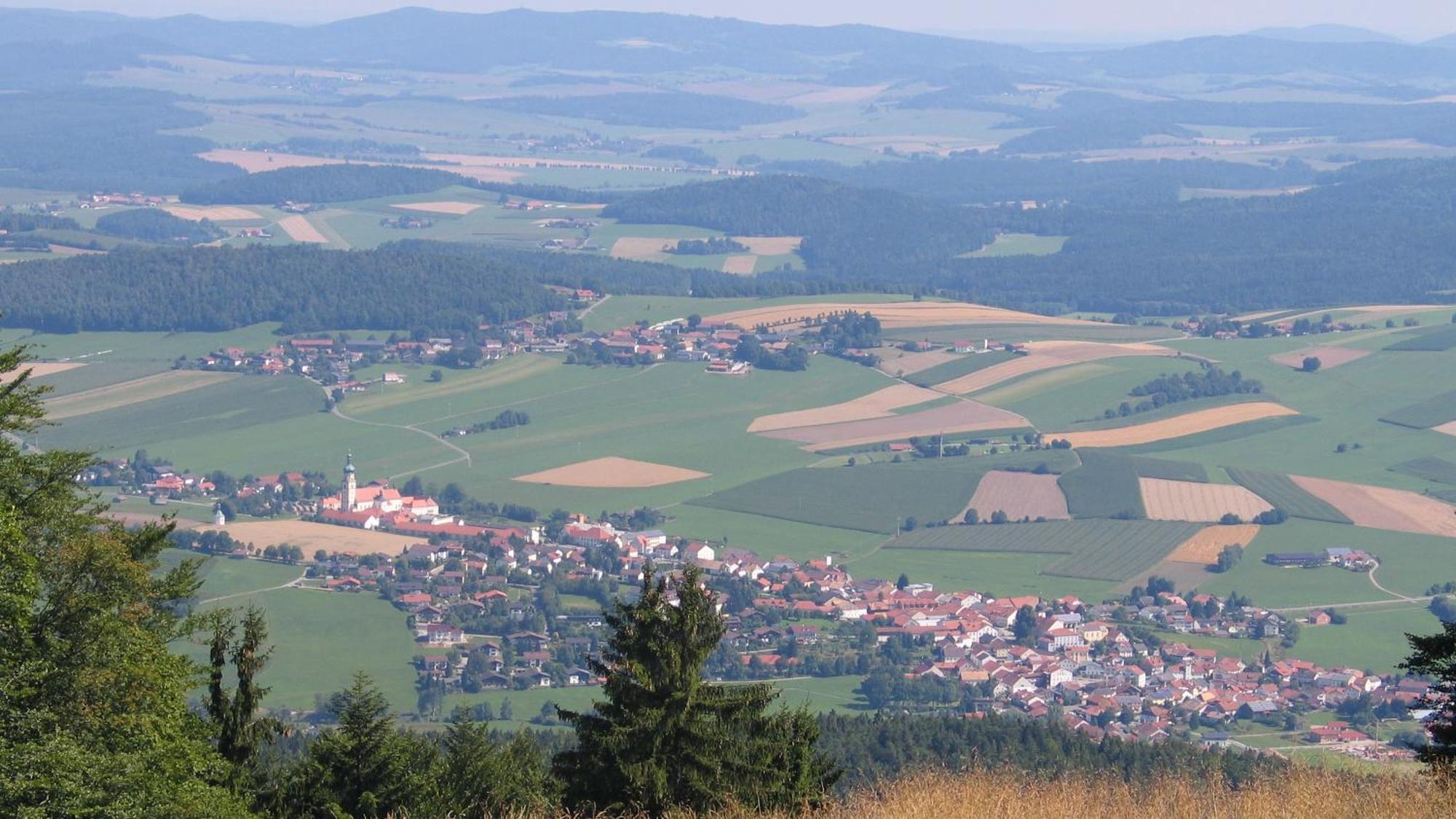 Schoenblick Hohenbogen Neukirchen beim Heiligen Blut Exterior foto